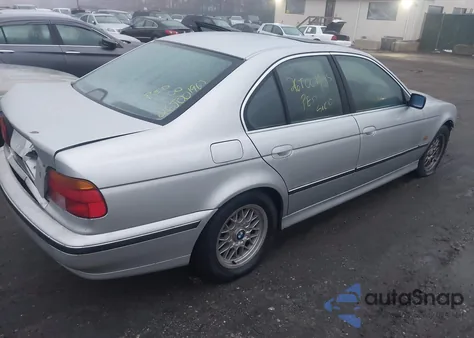 2000 BMW 528Ia из США, поврежденный, VIN WBADM6342YGV03066